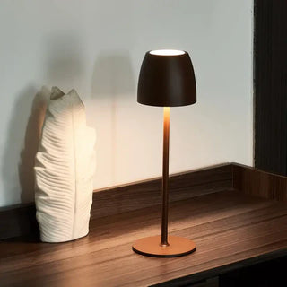 Minimalistisk Bordlampe