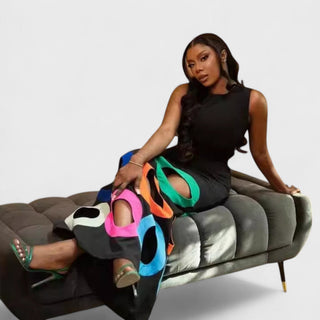 Maxikjole med Farvede Udskæringer