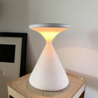 Moderne LED Bordlampe