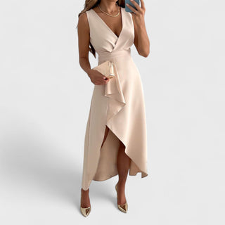 Elegant Satin Kjole