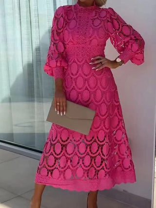 Midi Blondekjole Med Høj Hals