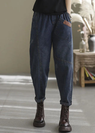 Afslappede jeans med asymmetrisk lomme