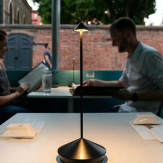 Geometrisk LED Bordlampe