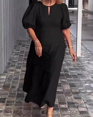 Elegant sort midi kjole