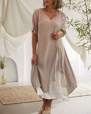 Asymmetrisk Kjole med Knapper
