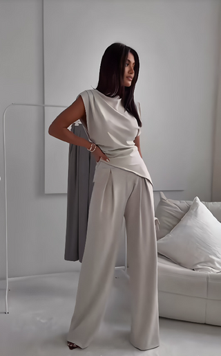 Elegant sæt med asymmetrisk top