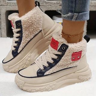 Fleeceforing Sneakers