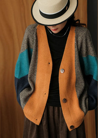 Strik cardigan med kontrasterende farver
