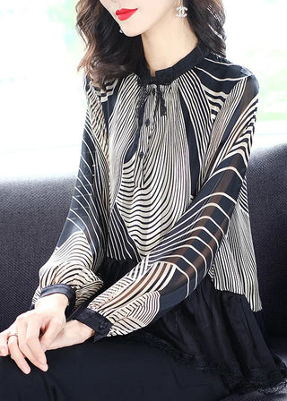 Chiffonbluse med grafiske striber