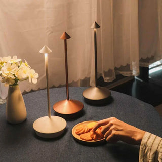 Geometrisk LED Bordlampe