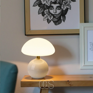 Elegant LED Bordlampe