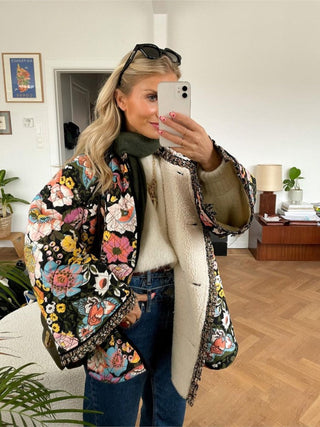 Blomsterquiltet jakke