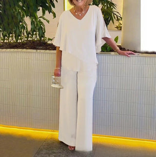 Elegant sæt med flagrende top
