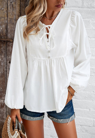 Bluse med Bindebånd og Knapper