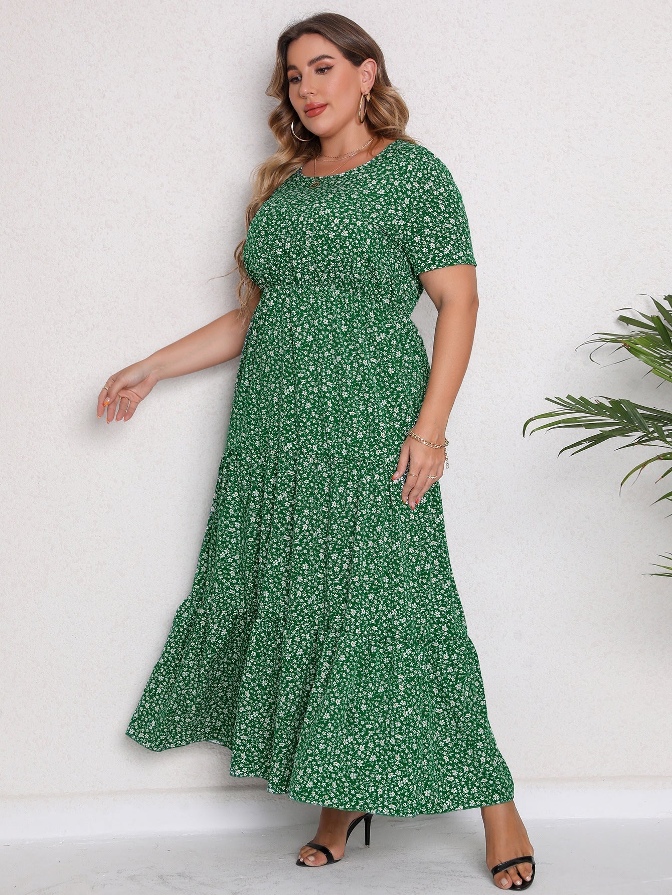 Elora | Grøn Blomstret Maxi Kjole | Let & Elegant