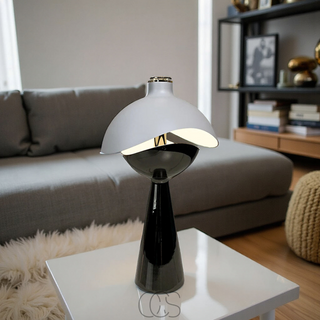 Elegant LED Bordlampe