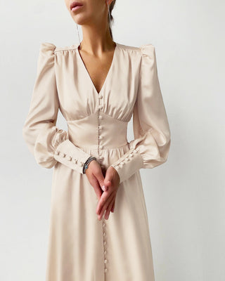 Elegant Satin Kjole | Langærmet | Midi | Knapdetaljer