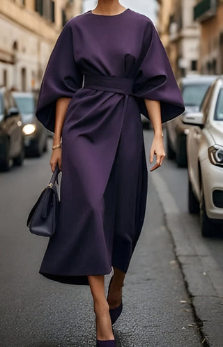 Elegant Kjole med Drapering og Bælte