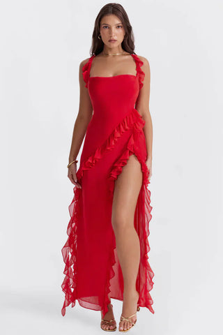 Elegant kjole med flæsedetaljer