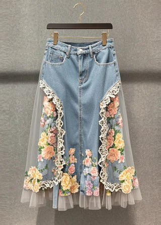 Denim nederdel med blomsterbroderi